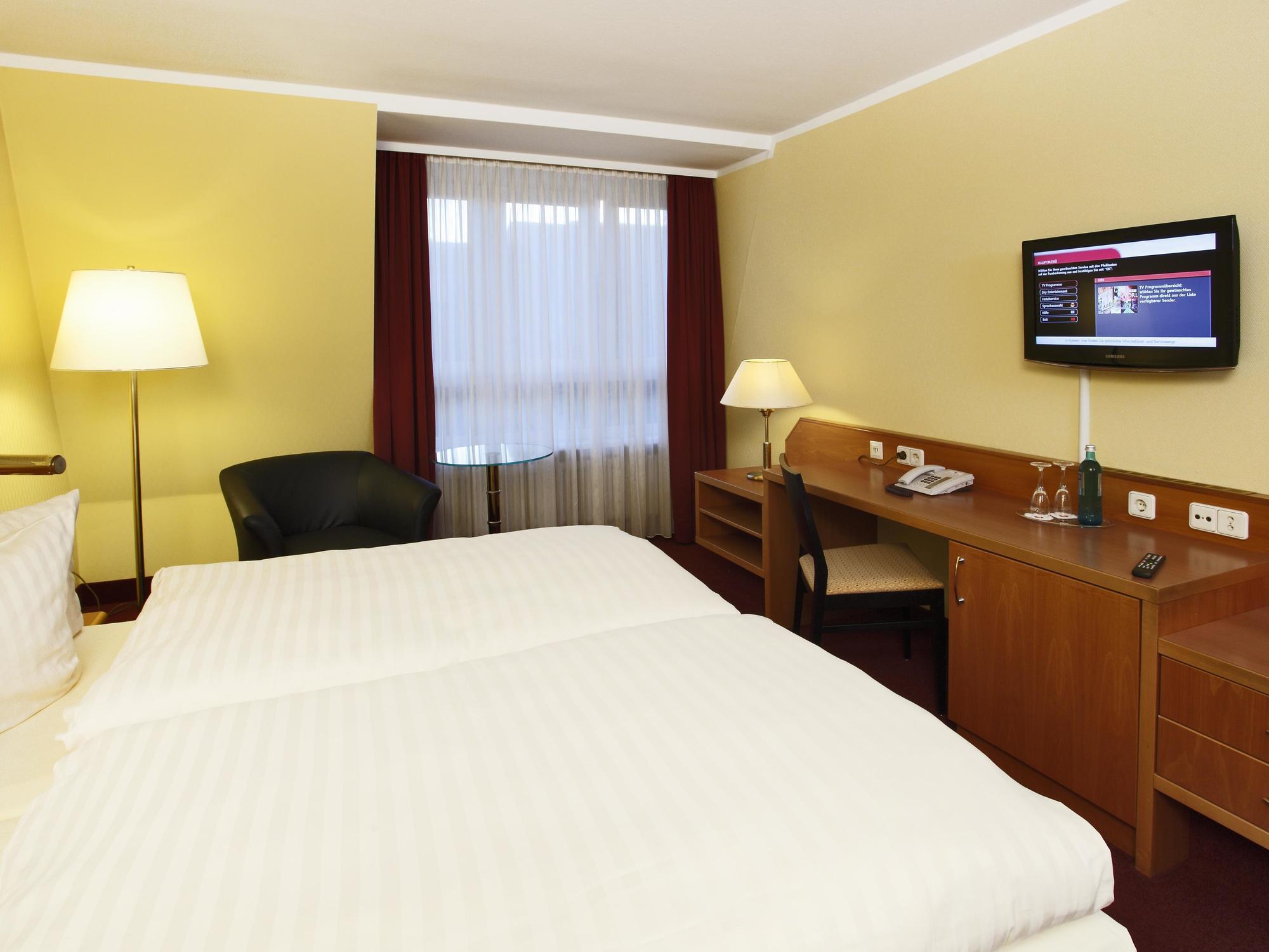 H4 Residenzschloss Hotel