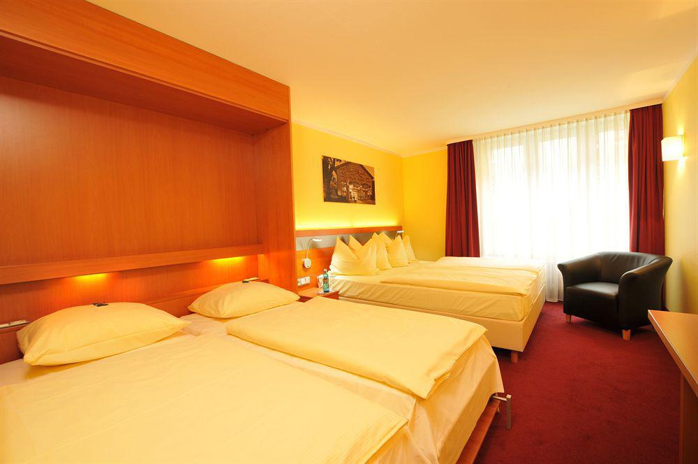 Hotel H4 Residenzschloss 4*